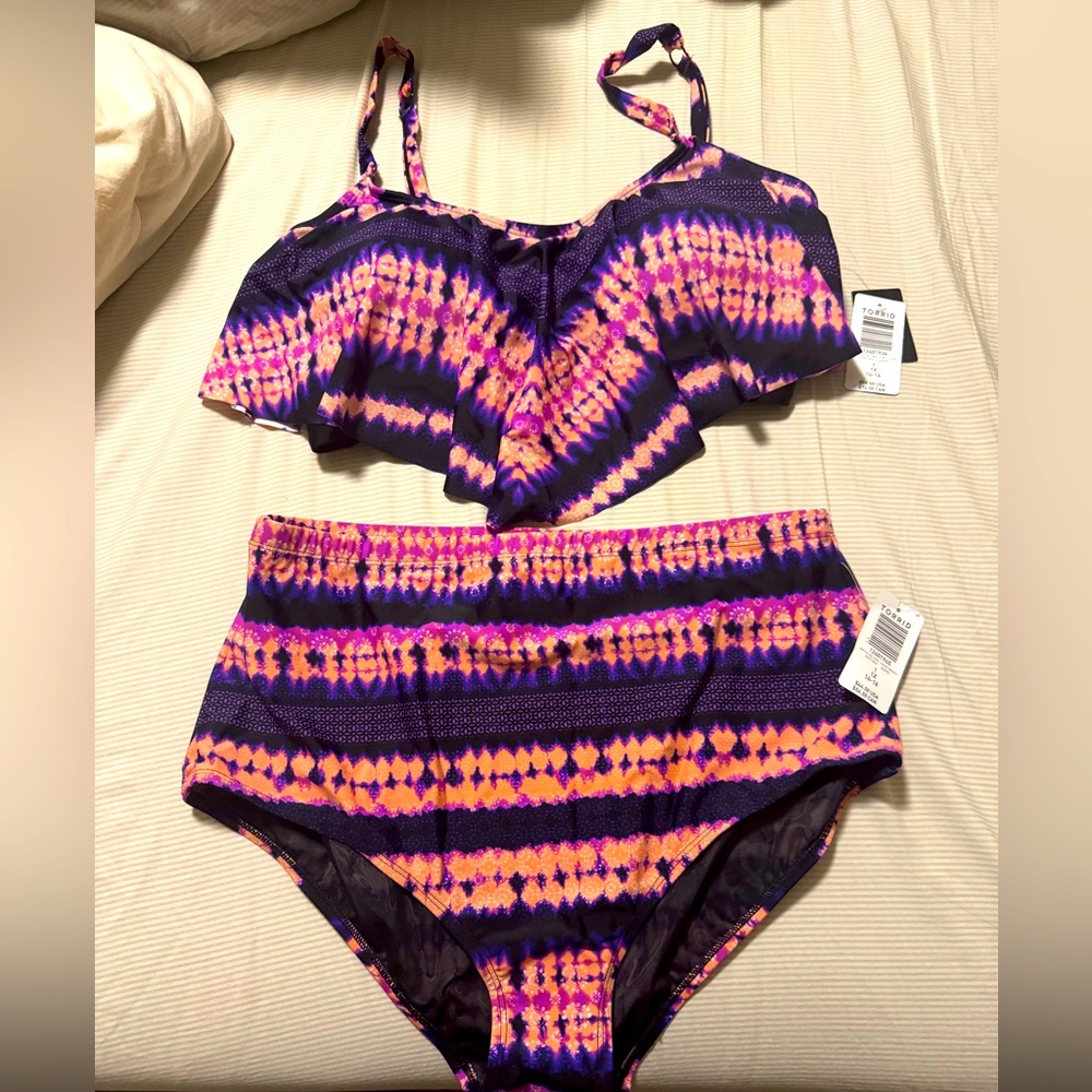 TORRID PINK & PURPLE TIE-DYE FLOUNCE